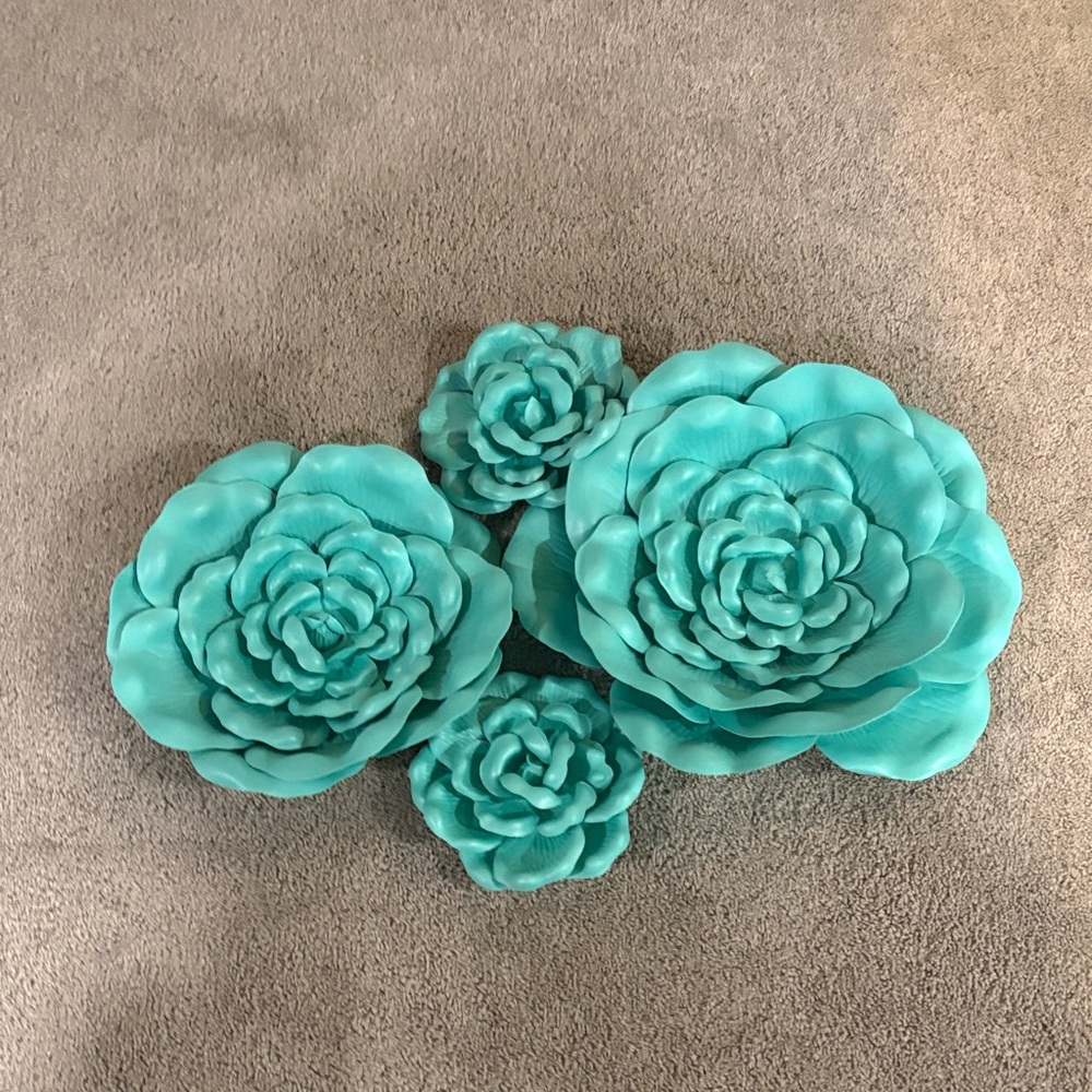Turquoise Floral Wall Accents